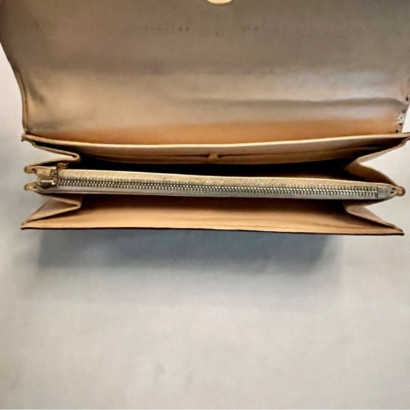 Louis Vuitton SARAH Black and Multicolor Monogram Wallet - Picture 7 of 16